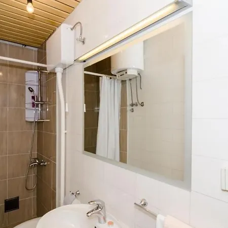 Apartman Sandito-double With Terrace And Sea View Mlini