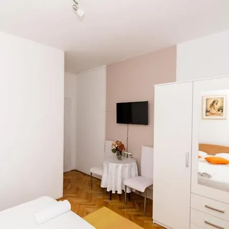 Sandito-double With Terrace And Sea View Apartman